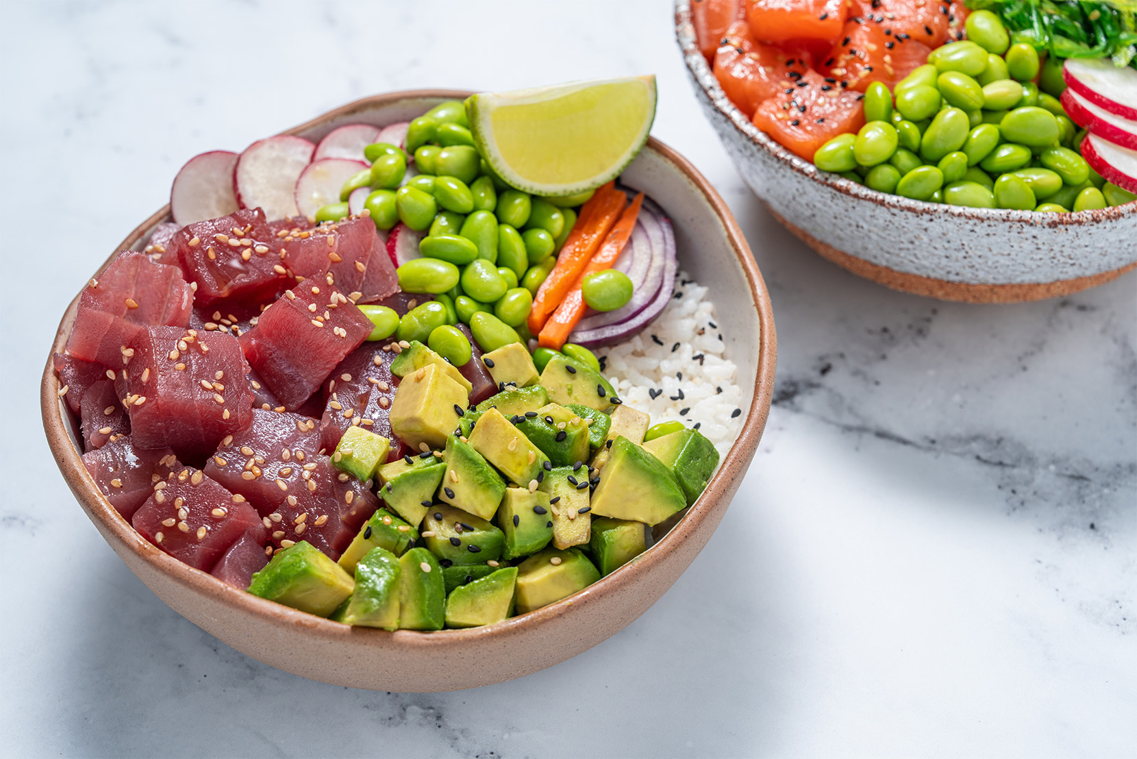 mísa-poke-bowl-s-tuniakom-a-avokádom
